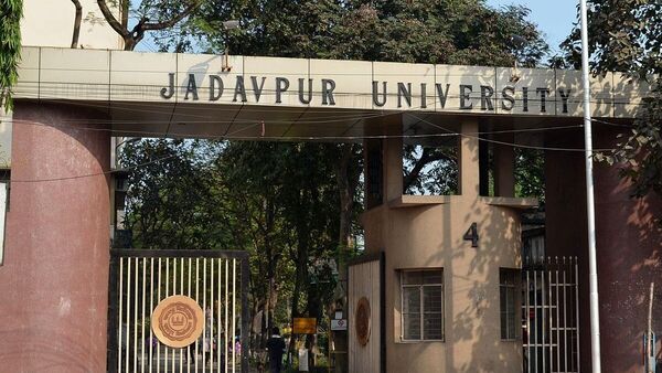 Jadavpur universit 1727062436002 1749100129207.jpg